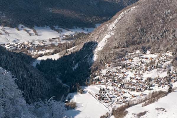 The village, Aillons-Margériaz 1000 and 1400