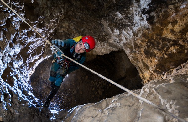 speleologie-dans-les-bauges-958-1613