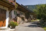 Les maisons typiques des Bauges, dans le village du Noyer