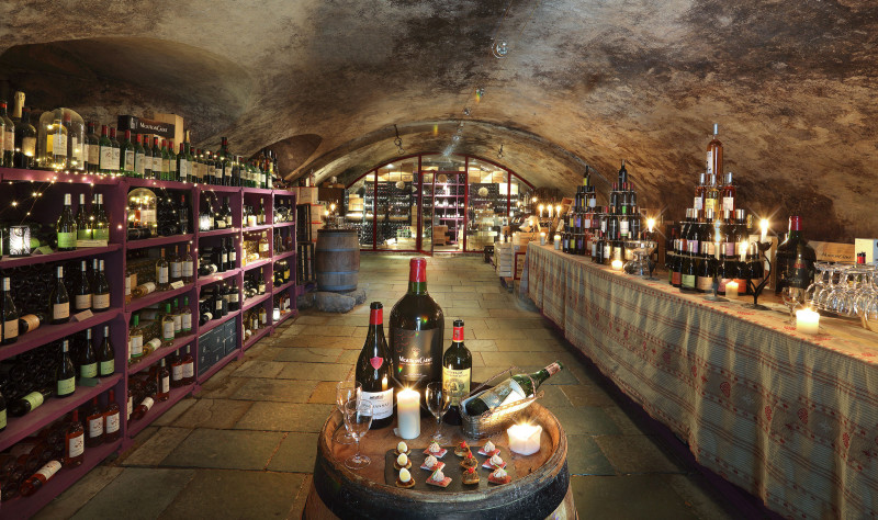 Cave à vin - Château des Comtes de Challes