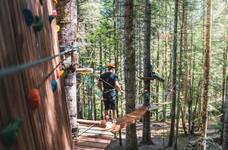 Tree climbing et zip lines of Giants_Aillon-le-Jeune