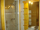 La salle de bain.