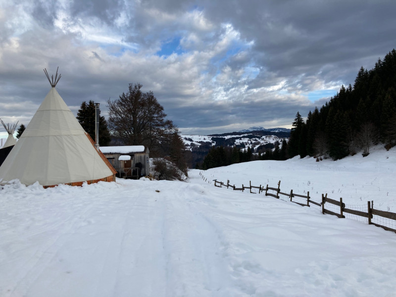 Village Tipi Multi-Jeux