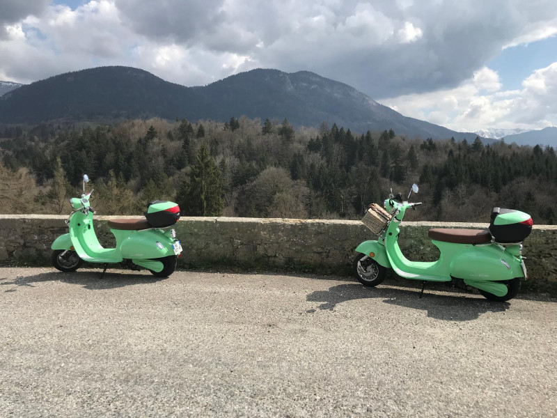 Les Bauges Vespa électrique et détente_Chignin